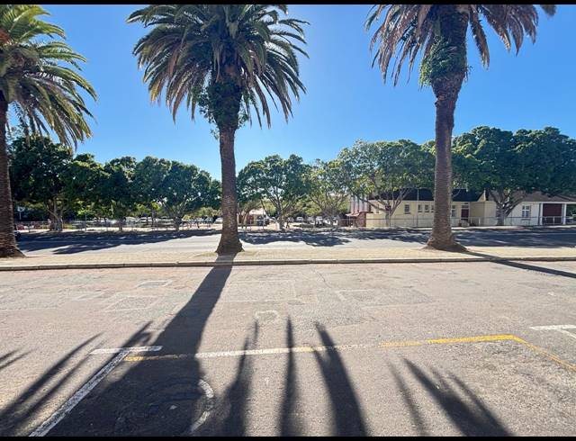76M² RETAIL TO LET IN DURBANVILLE CENTRAL